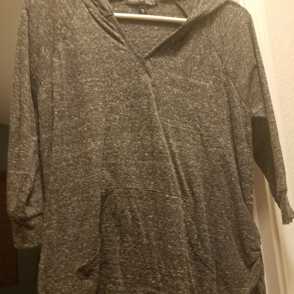 Hooded maternity top